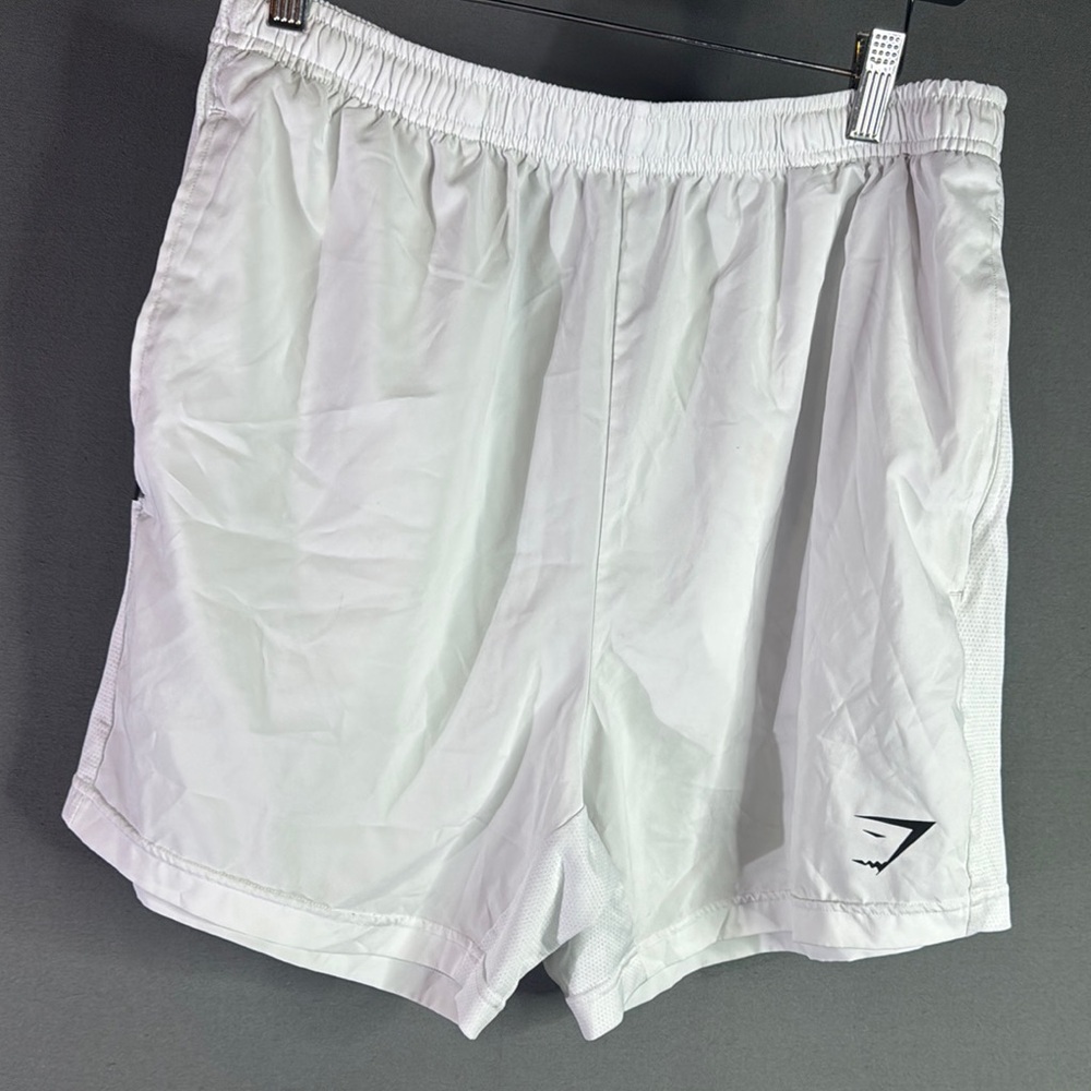 Gymshark‎ White Athletic Shorts size XL